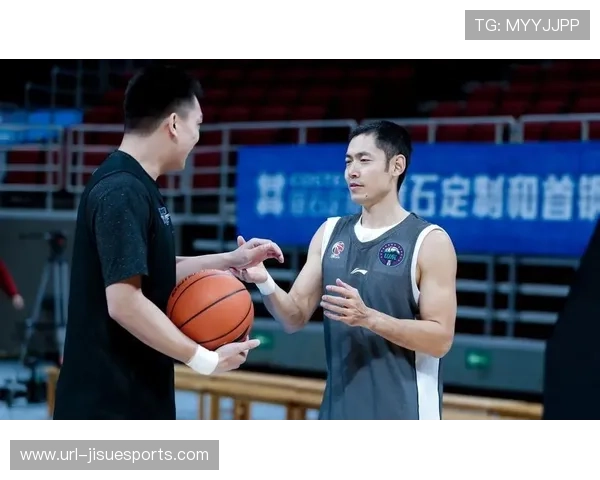 张琳芃妻子回应退役质疑：老将用表现证明价值